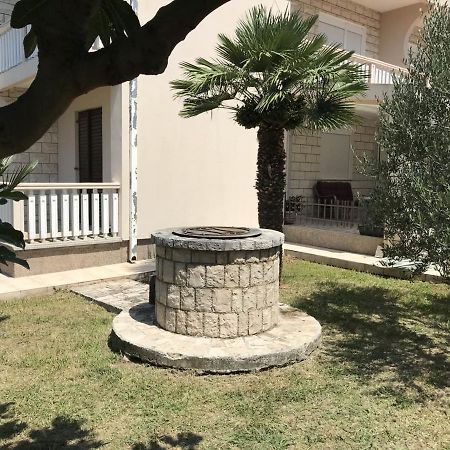Holiday Home Celuga Bar Exterior foto